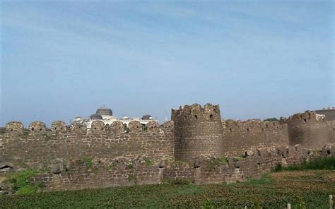 Gulbarga Fort Karnataka, History, Timings, Architecture & Entry