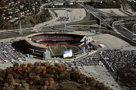 Milwaukee County Stadium - Encyclopedia of Milwaukee