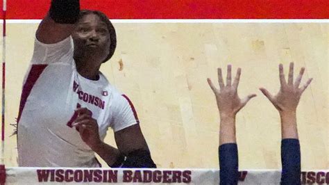 Private Images Of The University of Wisconsin Badgers Women's Volleyball Team Leak Triggering An ...