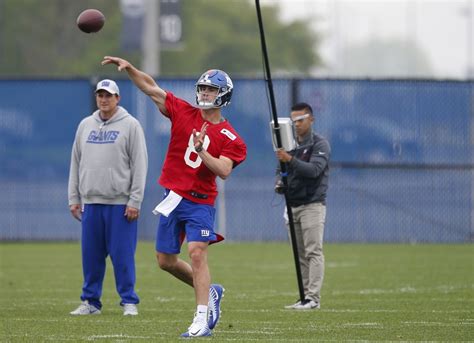 New York Giants: Daniel Jones Stats Don’t Tell His Entire Story