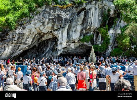 Saint Lourdes grotto in the pilgrimage Lourdes, France, Europe Stock ...