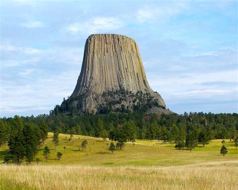 Devils Tower: Photos and Facts About a National Monument - WanderWisdom