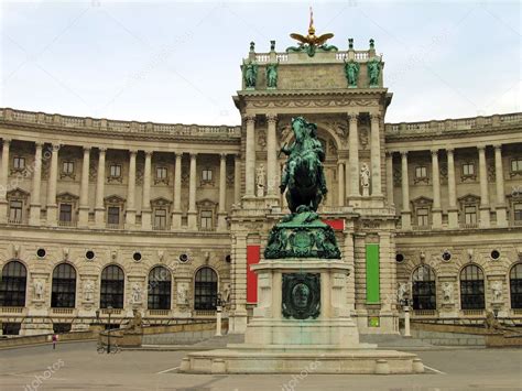 Hofburg Imperial Palace, Vienna, Austria — Stock Photo © karnizz #3657155