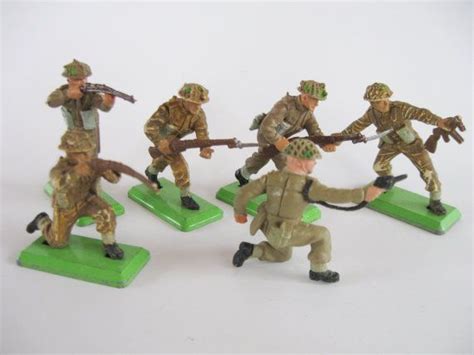 Britains Ltd 1971 Deetail. Six WWII British Infantry Soldiers | Etsy | Plastic toy soldiers ...