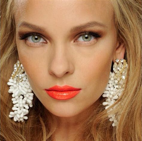 Orange Lipstick - For Chic Look This Summer - fashionsy.com