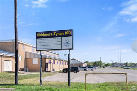 Skidmore-Tynan High School, Rankings & Reviews - Homes.com