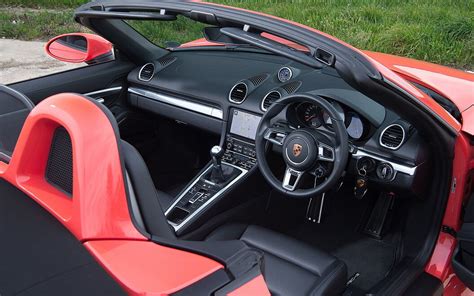 Porsche 718 Interior Images: 718 Interior Photo Gallery