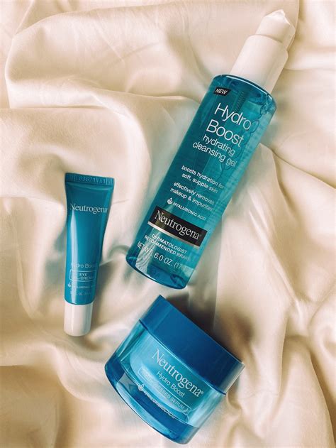 The Neutrogena Hydro Boost Night Pressed Serum Is the Must-Have ...