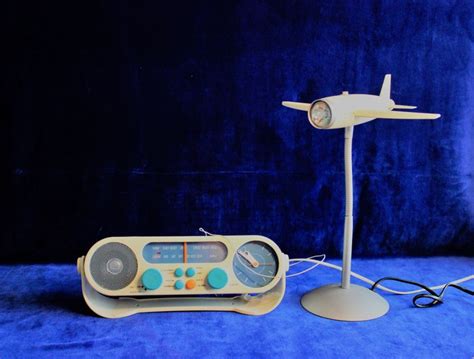 Space Age Set Radio Alarm Clock Receiver / Desk Plane Table - Catawiki