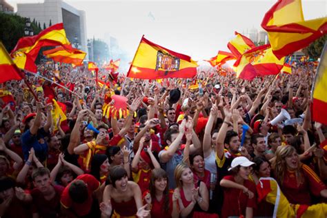 Football in Spain ... World Cup 2010 Winner ... Let the party continue!