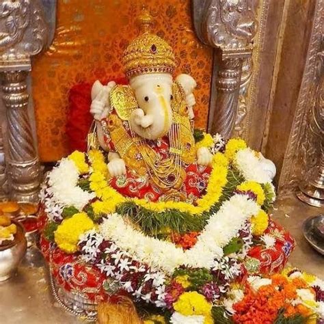 Sarasbaug ganpati, pune | Ganesh wallpaper, Ganesh ji images, Ganesh images