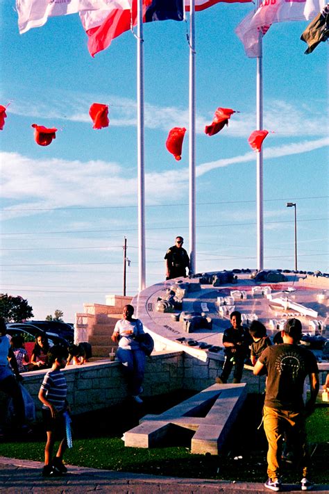 Lunar Festival 2023 [Canon P, 50mm f/1.8, Fuji 400] : r/analog