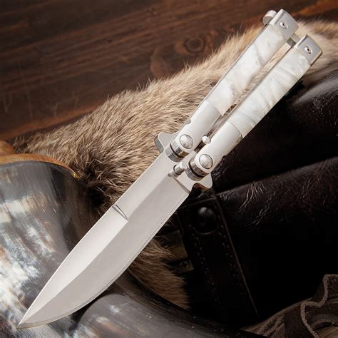 Classic Butterfly Knives | Cutlery USA