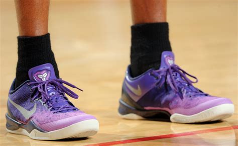 Kobe Bryant Wears "Purple Gradient" Nike Kobe 8 System | Sole Collector