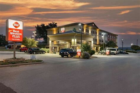 BEST WESTERN PLUS SHAMROCK INN & SUITES - Updated 2024 Prices & Hotel Reviews (TX)