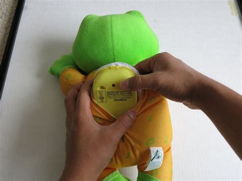 Repairing Non-Functional Buttons on LeapFrog Hug & Learn Baby Tad - iFixit Repair Guide