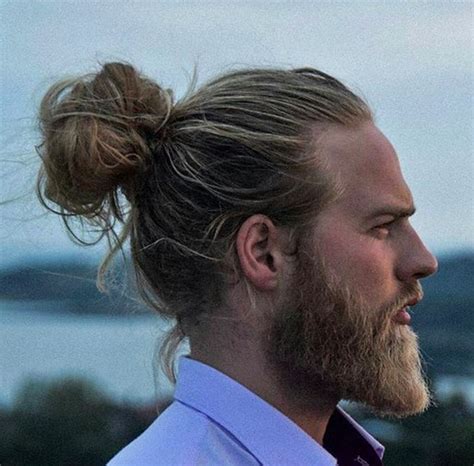 Man Bun Hairstyle - Official Site for Manbuns and Long Hair