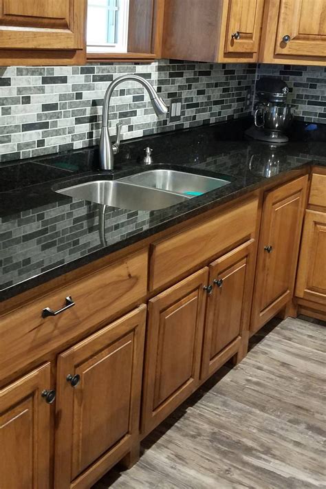 Granite With Backsplash / How Backsplash Tile Will Make Or Break Your ...