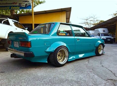 Rad Racer — Toyota Corolla Sedan ke70