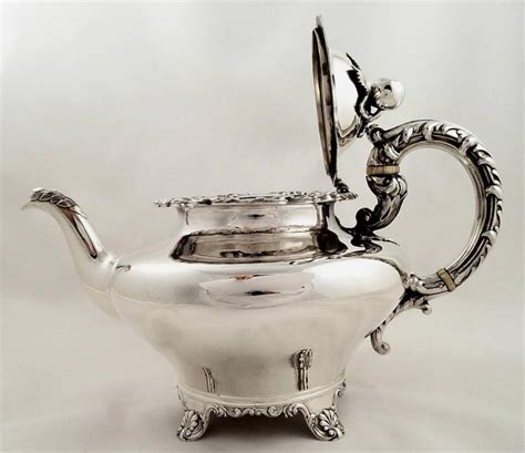 Antique Silver Teapot Newcastle 1839 | 271366 | Sellingantiques.co.uk