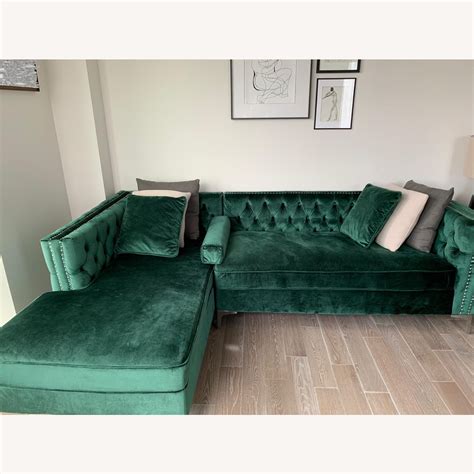 Velvet Sectional in Emerald Green - AptDeco