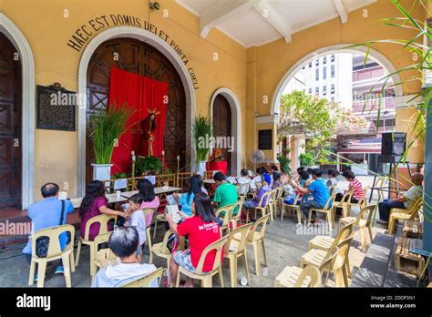 A 'pabasa,' a Holy Week activity in the Philippines that sings the life and passion of Jesus ...