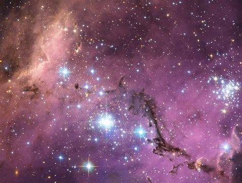 Large_Magellanic_Cloud - LifeHarmonized.com