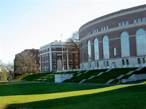 Top 11 Best Liberal Arts Colleges & Universities [2019-2020 Rankings]