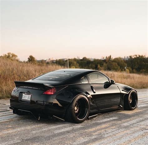 Pin by Whereisritik on Muscle/JDM/Euro | Nissan 350z, Tuner cars ...