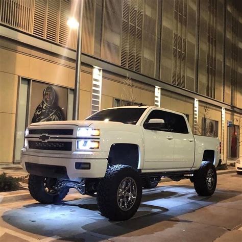 5 Extreme #Chevy Truck Accessories – Not for the Weak at Heart | Chevy trucks, Chevy trucks ...