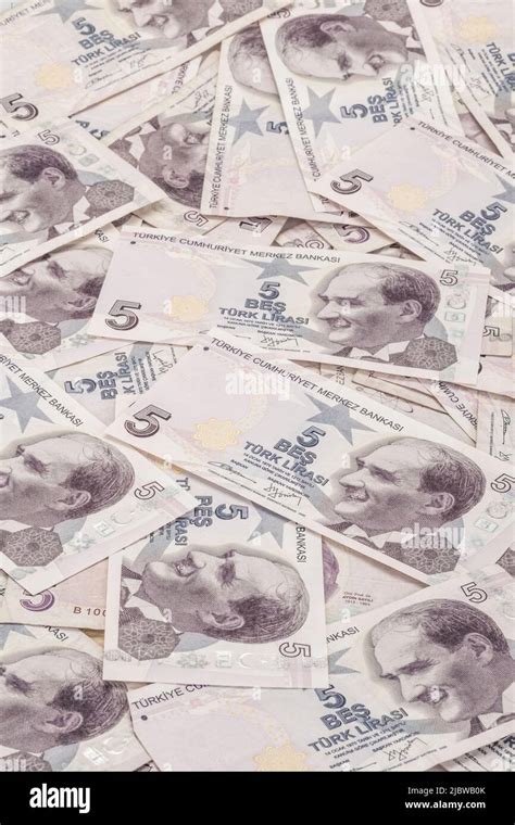 Background with Turkish Lira banknotes Stock Photo - Alamy