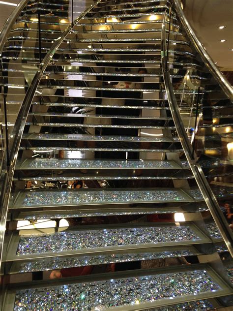 The stunning Swarovski Crystal staircase onboard #MSCDivina | Dream house decor, Luxury lighting ...