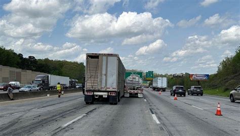 Major crash shuts down four lanes, backs up traffic on I-75 | FOX 5 Atlanta