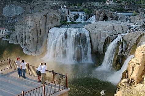 Shoshone Falls - WorldAtlas