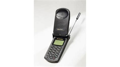 1996 - Motorola StarTAC | Flip phones, Motorola phone, Motorola startac