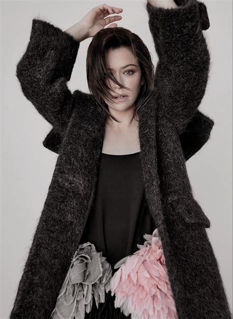 Tatiana Maslany | Fashion, Fur coat, Coat