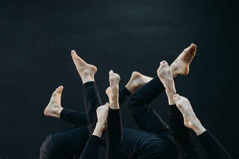 Group of Dancers Barefoot · Free Stock Photo