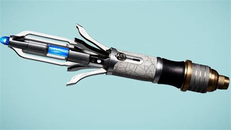 Doctor Who Reveals New Sonic Screwdriver | GIANT FREAKIN ROBOT