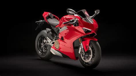 Ducati Panigale V4 specs, 0-60, quarter mile - FastestLaps.com