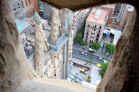 A Self-Guided Gaudi Walking Tour of Barcelona with Map