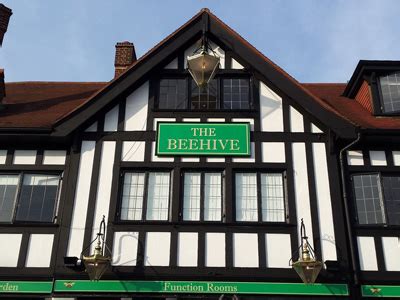 The Beehive, Stoneleigh Road, Tottenham, London, N17 9BQ - London Pubs - All in London