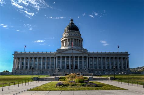 A Visitor’s Guide to the Utah State Capitol - Gate to Adventures