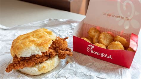 Here's What Time Chick-Fil-A Stops Serving Breakfast