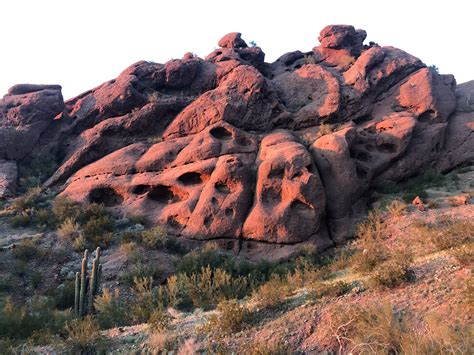 Echo Canyon trail of Camelback Mountain in Phoenix Arizona [OC ...