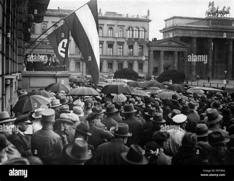 Brandenburg gate from potsdam Black and White Stock Photos & Images - Alamy