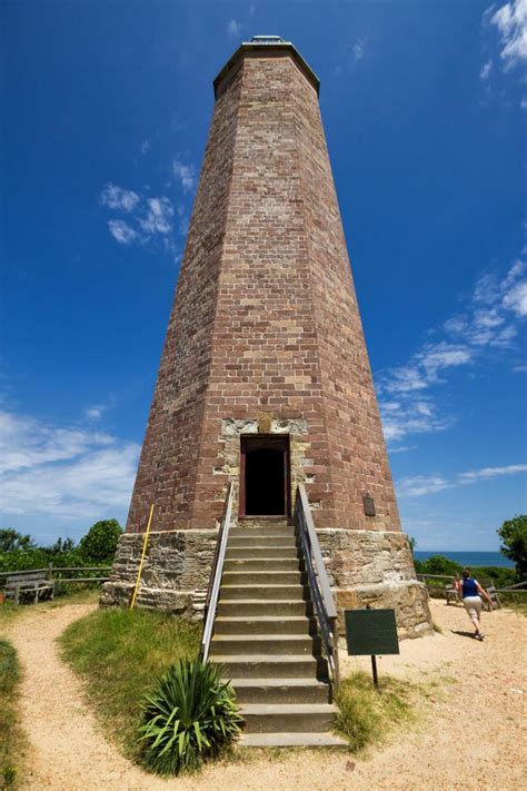 Guide to East Coast Lighthouses | East coast lighthouses, Adventure inspiration, East coast