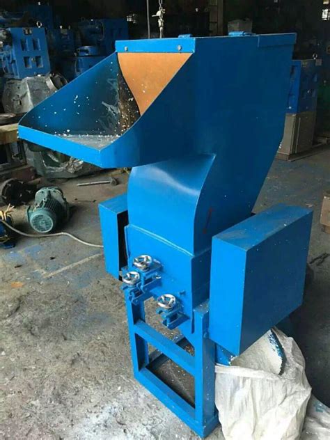 Plastic Crushing Machines,Small Plastic Crusher - Buy Plastic Crushing Machines, Crushing ...