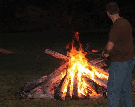 Community Bonfire Party Ideas - Grit