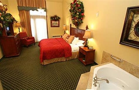 The Inn at Christmas Place (Pigeon Forge, TN) - Resort Reviews - ResortsandLodges.com