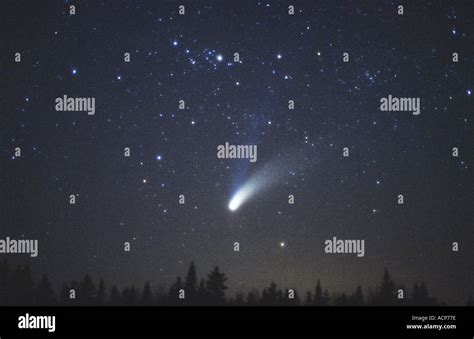 Comet Hale Bopp Stock Photo - Alamy